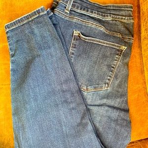 Maurices 22 short - Skinny Jean